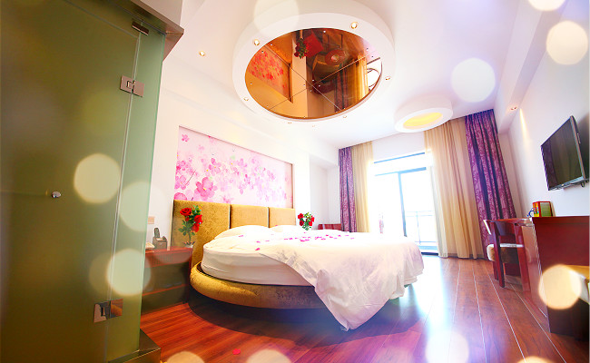 一个梦幻中的唯美空间，只有你和我