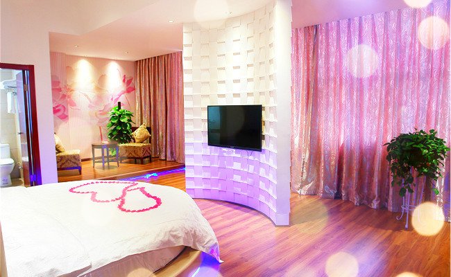 让此刻的浪漫温馨，永远留在我们的人生记忆里