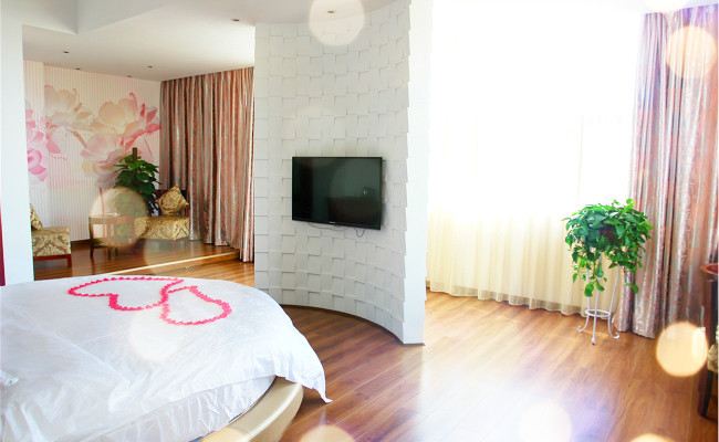 今天，让我为你许下天长地久的誓言